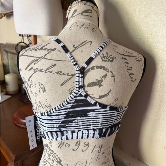 Reebok Women's Strappy Printed Light Support Sports Bra - Core 10
Collection - Picture 7 of 7